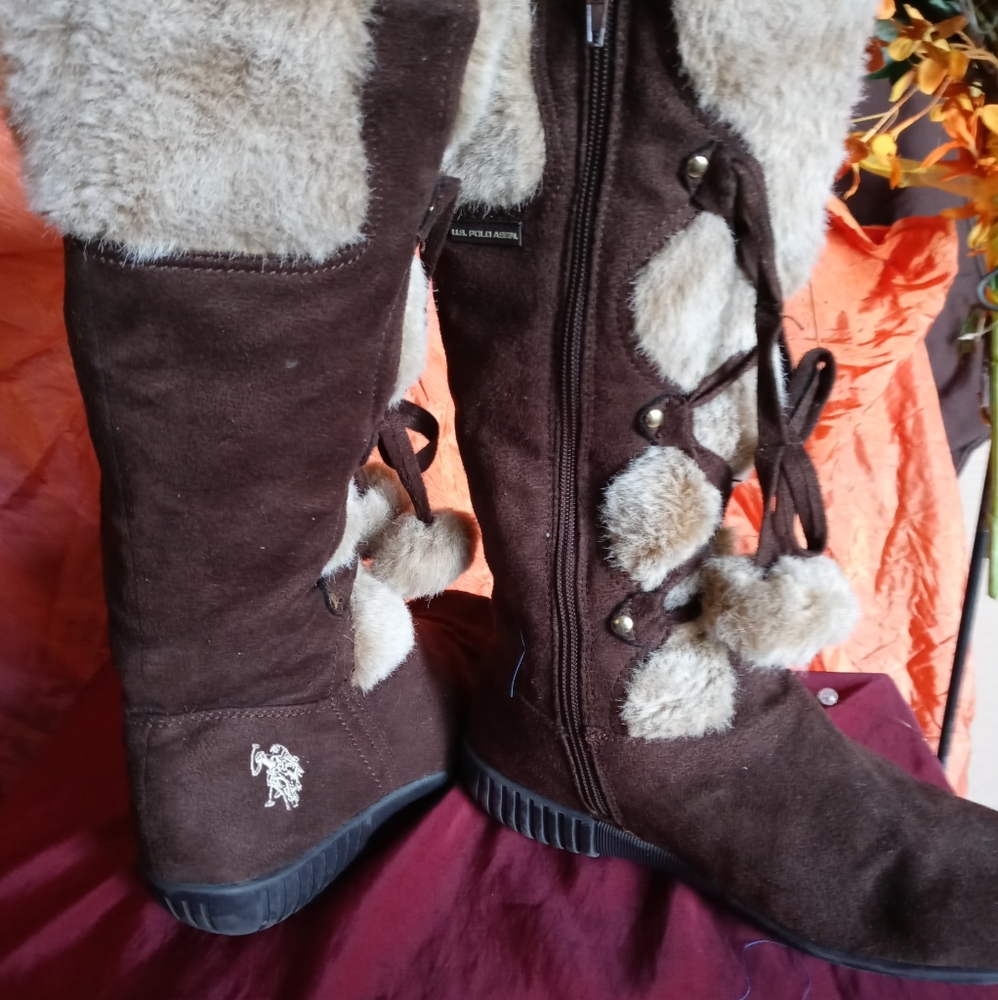Lace up boots